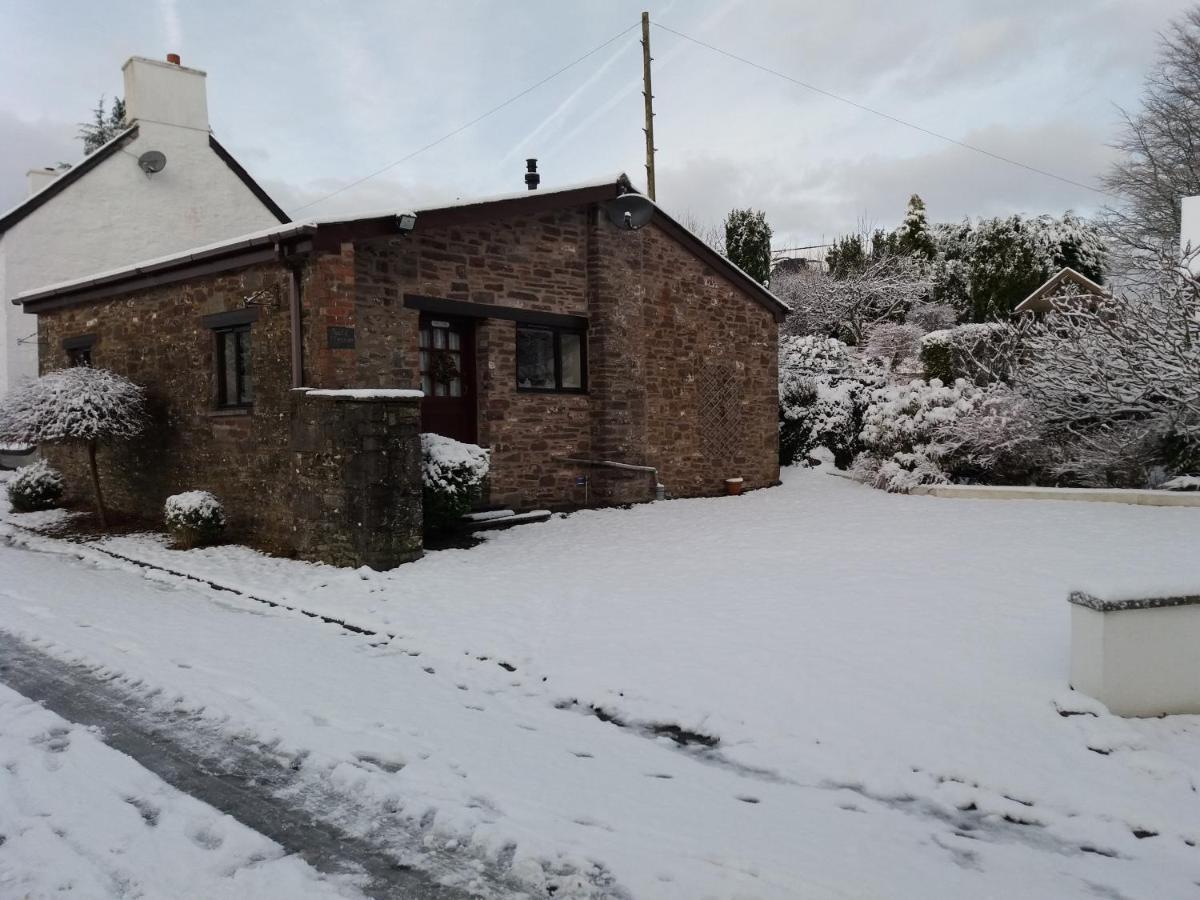 Auld Ffynnon Villa Brecon Eksteriør bilde